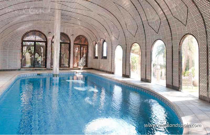 5 chambre Villa/Maison à vendre à Villamartin avec piscine garage - 3 200 000 € (Ref: 5878940)