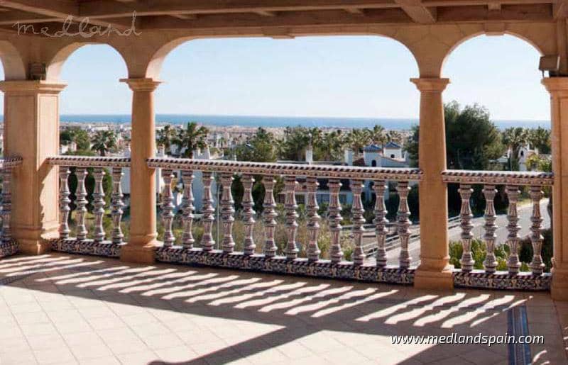 5 chambre Villa/Maison à vendre à Villamartin avec piscine garage - 3 200 000 € (Ref: 5878940)