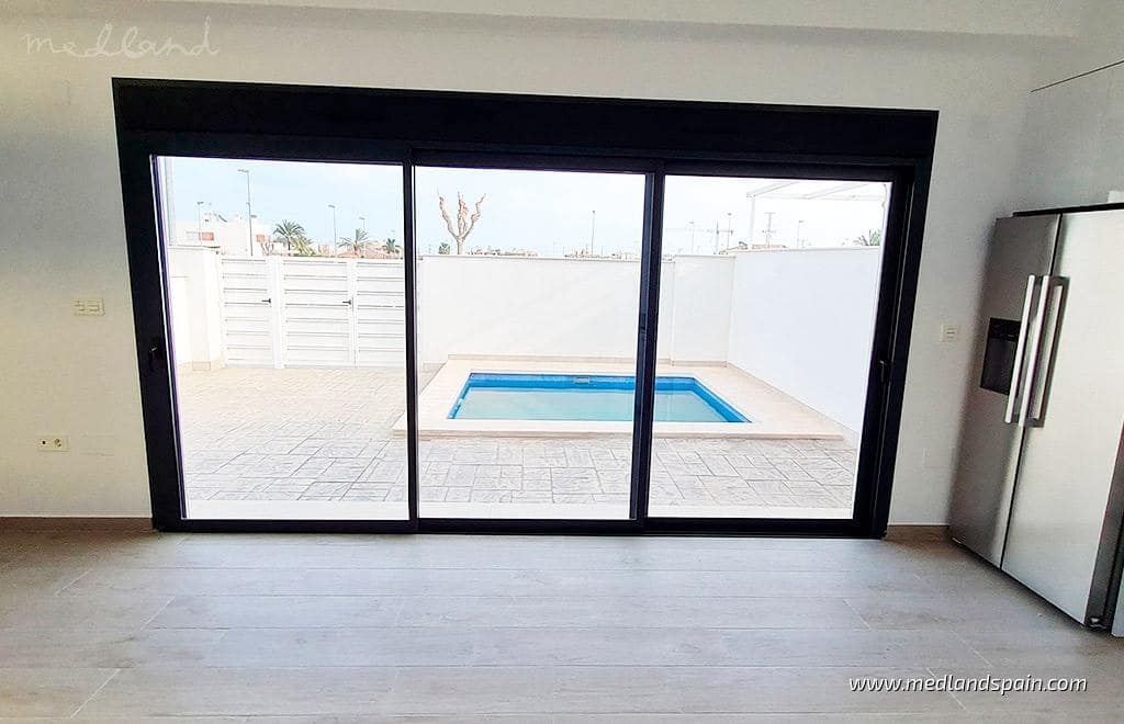 3 quarto Moradia para venda em La Zenia com garagem - 449 900 € (Ref: 5878954)