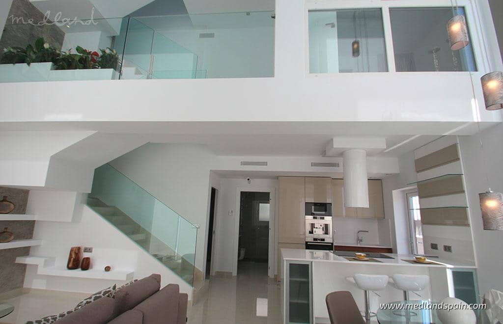 3 soveværelse Villa til salg i Playa Honda med swimmingpool garage - € 489.000 (Ref: 5879223)