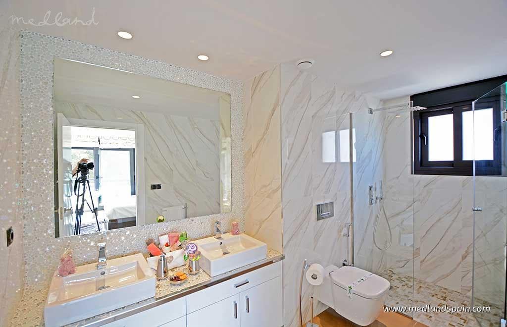 4 slaapkamer Villa te koop in Dehesa de Campoamor met zwembad - € 995.000 (Ref: 5879246)