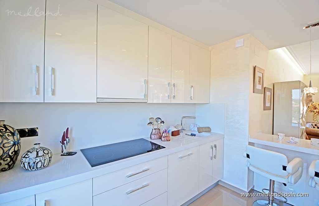 4 sypialnia Willa na sprzedaż w Campoamor z basenem - 995 000 € (Ref: 5879246)