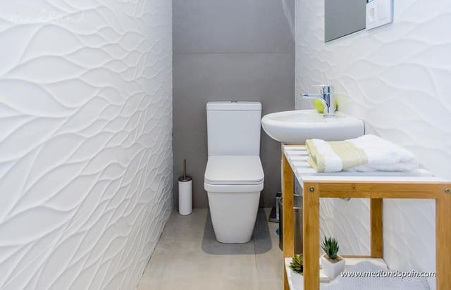 4 quarto Moradia para venda em Dehesa de Campoamor, Orihuela com piscina - 1 195 000 € (Ref: 5879253)