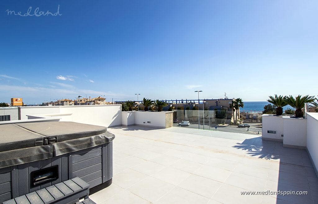 4 soveværelse Villa til salg i Dehesa de Campoamor med swimmingpool - € 1.195.000 (Ref: 5879254)