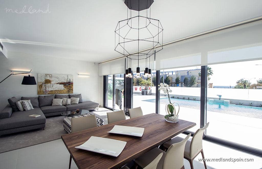 4 soveværelse Villa til salg i Dehesa de Campoamor med swimmingpool - € 1.195.000 (Ref: 5879254)