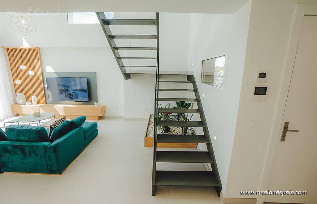 3 Zimmer Villa zu verkaufen in Finestrat mit Pool Garage - 870.000 € (Ref: 5879342)