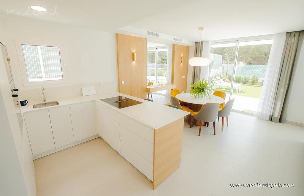 3 bedroom Villa for sale in Finestrat with pool garage - € 870,000 (Ref: 5879342)