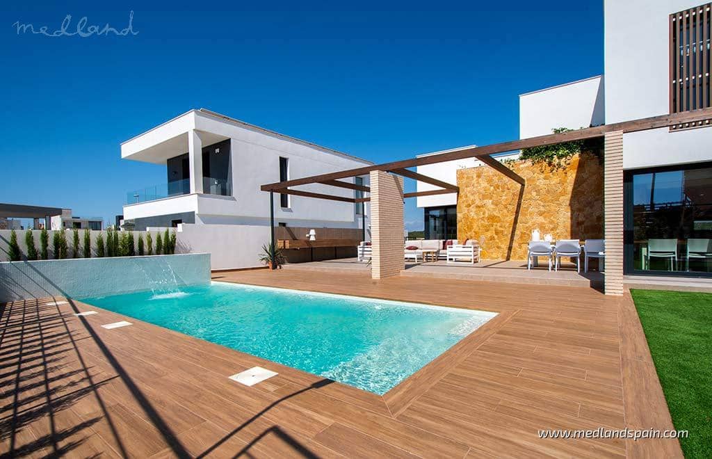 4 soveværelse Villa til salg i Dehesa de Campoamor med swimmingpool garage - € 1.160.000 (Ref: 5962296)