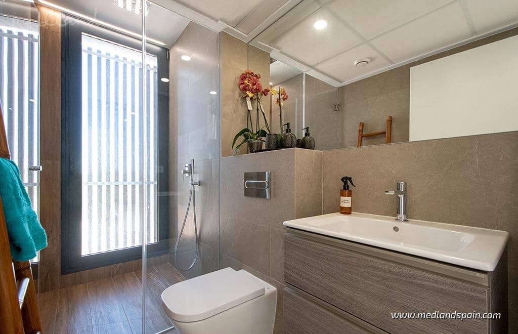 4 bedroom Villa for sale in Campoamor with pool garage - € 1,390,000 (Ref: 5962296)