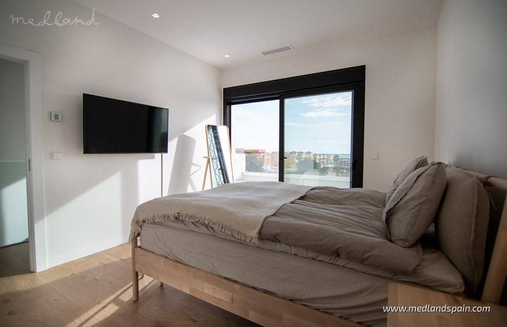 3 makuuhuone Huvila myytävänä paikassa Los Montesinos mukana uima-altaan 
autotalli - 499 000 € (Ref: 6009894)