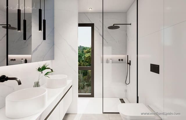 3 soveværelse Villa til salg i Punta Prima, Torrevieja med swimmingpool garage - € 750.000 (Ref: 6204604)