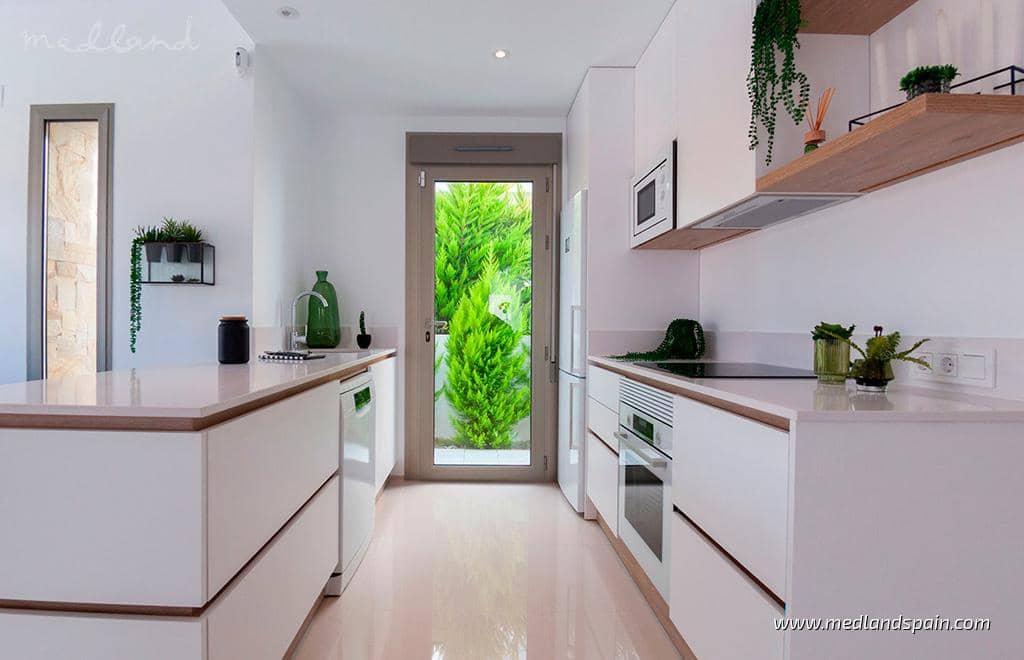 3 soveværelse Villa til salg i Los Alcazares med swimmingpool garage - € 544.841 (Ref: 6327352)