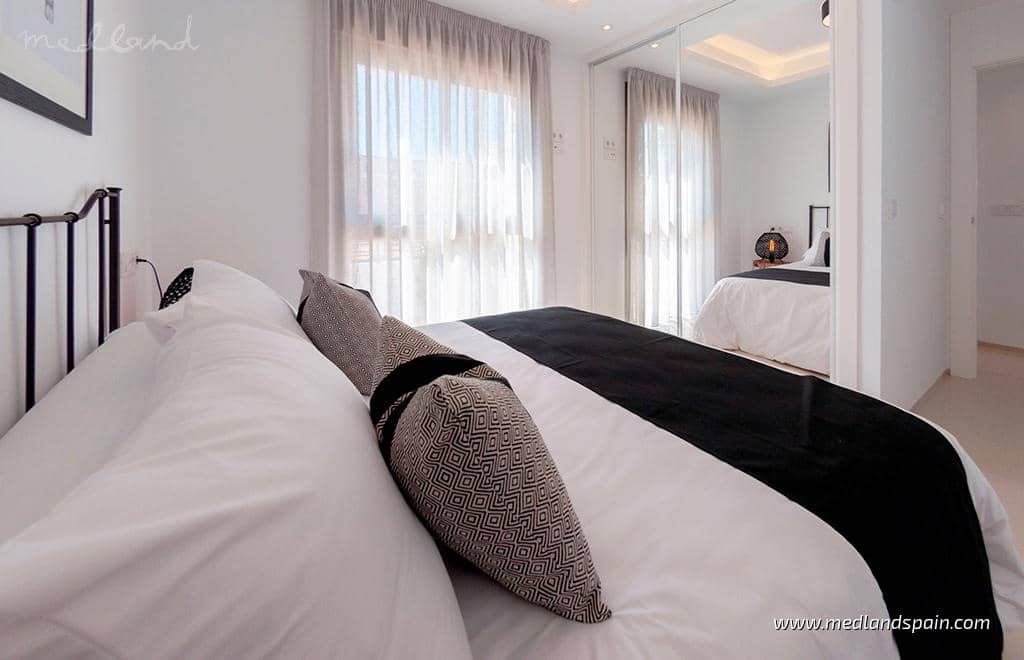 3 soveværelse Villa til salg i Los Alcazares med swimmingpool garage - € 544.841 (Ref: 6327352)