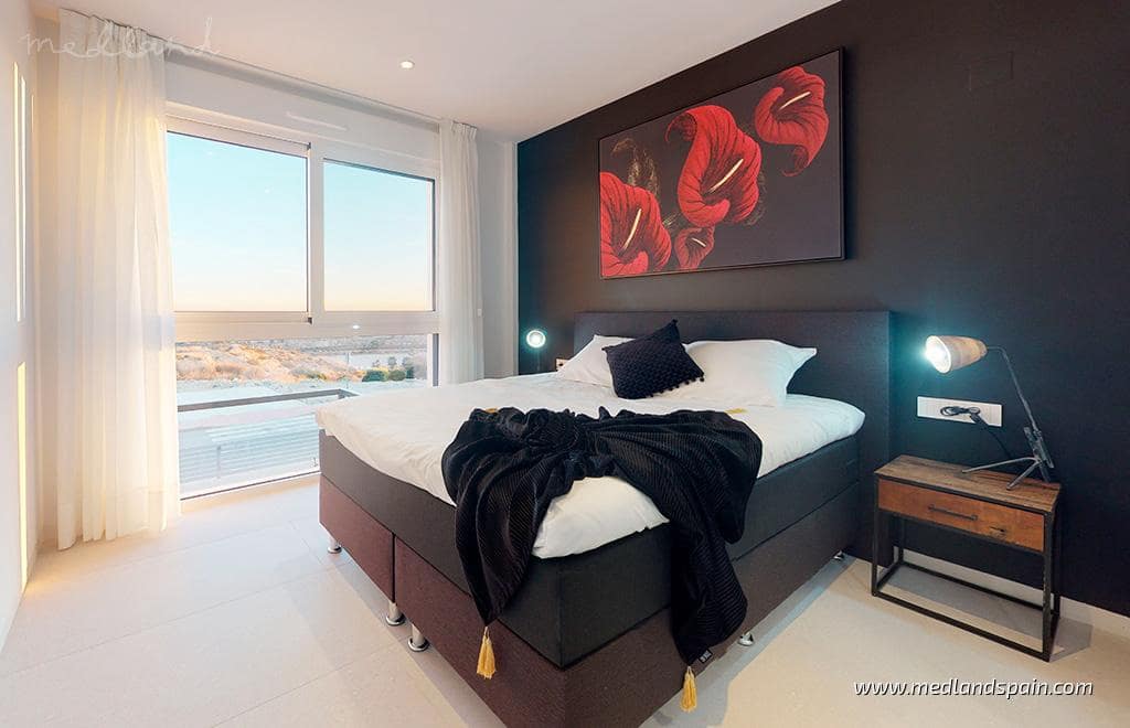 3 soveværelse Villa til salg i El Campello med swimmingpool garage - € 450.000 (Ref: 6370238)