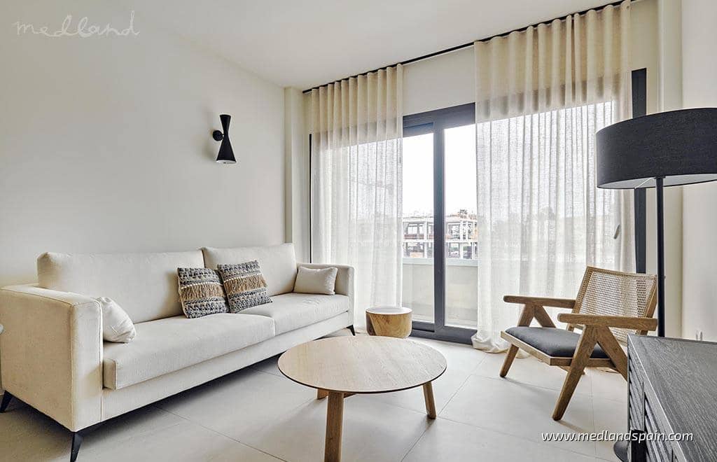 2 soveværelse Lejlighed til salg i La Veleta med swimmingpool garage - € 380.000 (Ref: 6370240)