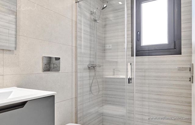 2 makuuhuone Huoneisto myytävänä paikassa La Veleta, Torrevieja mukana uima-altaan 
autotalli - 380 000 € (Ref: 6370240)