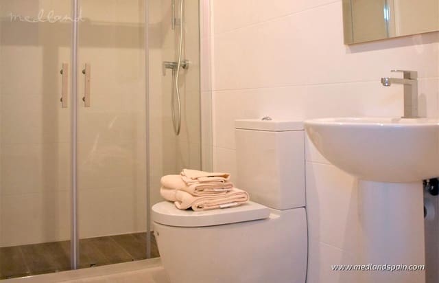 3 makuuhuone Huvila myytävänä paikassa Polop mukana uima-altaan 
autotalli - 600 000 € (Ref: 6392726)