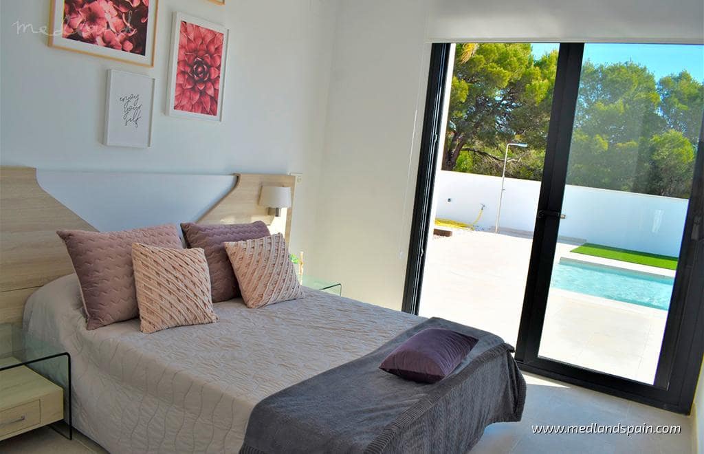 3 makuuhuone Huvila myytävänä paikassa Polop mukana uima-altaan 
autotalli - 600 000 € (Ref: 6392726)