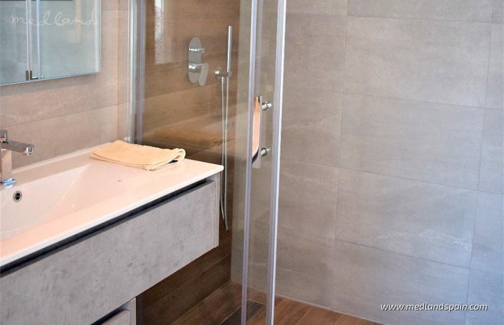 3 makuuhuone Huvila myytävänä paikassa Polop mukana uima-altaan 
autotalli - 600 000 € (Ref: 6392726)