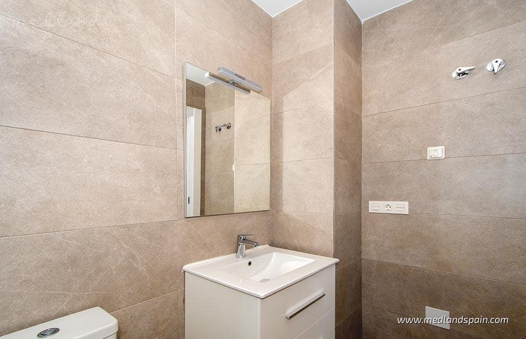 Chalet de 3 habitaciones en Ciudad Quesada en venta con garaje - 559.900 € (Ref: 6689453)