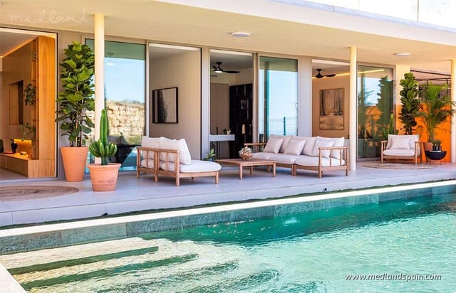 3 soverom Leilighet til salgs i Fuengirola med svømmebasseng garasje - € 1 350 000 (Ref: 6725893)