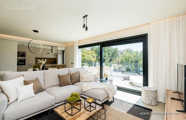 3 soverom Leilighet til salgs i Los Naranjos, Marbella med svømmebasseng garasje - € 950 000 (Ref: 6781032)