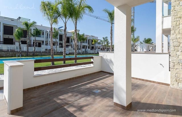 3 sypialnia Apartament na sprzedaż w Los Balcones z basenem garażem - 310 000 € (Ref: 6793005)