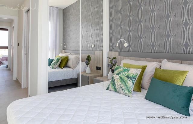 3 sypialnia Apartament na sprzedaż w Los Balcones z basenem garażem - 310 000 € (Ref: 6793005)