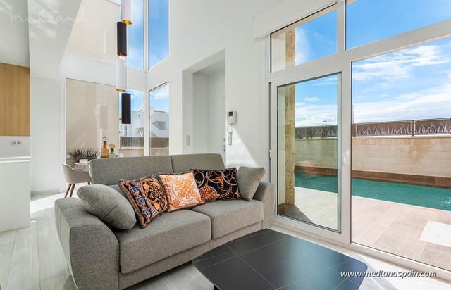 3 sypialnia Willa na sprzedaż w Los Montesinos z basenem garażem - 485 000 € (Ref: 6878599)