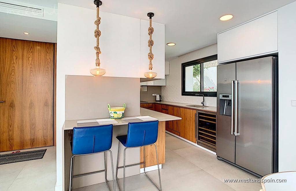 4 soveværelse Villa til salg i Cumbre del Sol med swimmingpool garage - € 1.350.000 (Ref: 6934695)