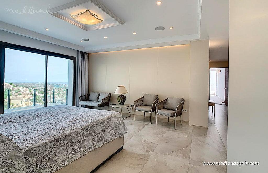 4 sovrum Villa till salu i Cumbre del Sol med pool garage - 1 350 000 € (Ref: 6934695)