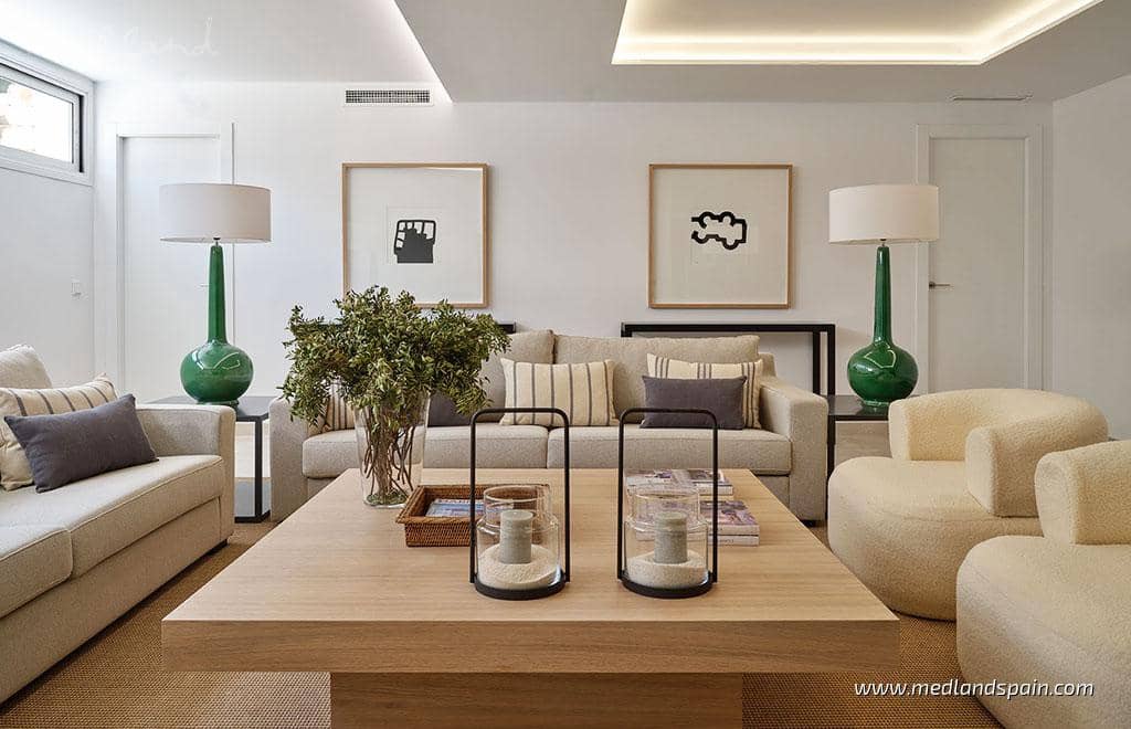 3 soveværelse Villa til salg i Marbella med swimmingpool garage - € 1.950.000 (Ref: 6949542)