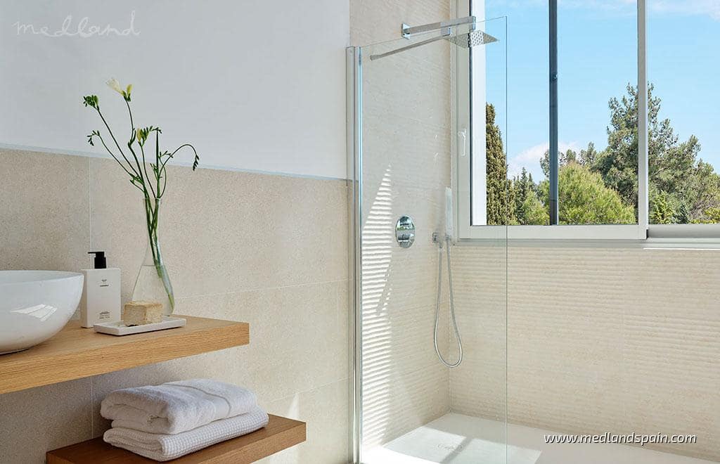 3 soveværelse Villa til salg i Marbella med swimmingpool garage - € 1.950.000 (Ref: 6949542)