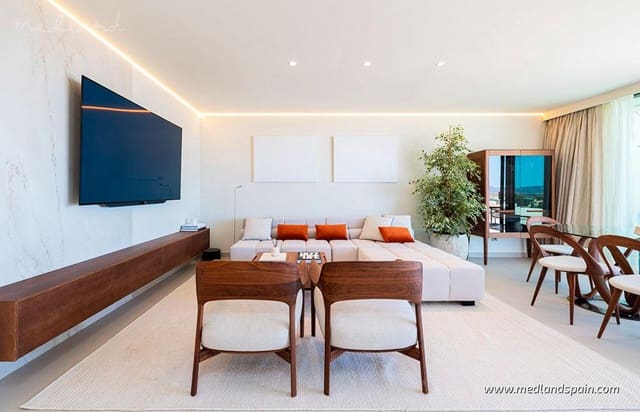 3 quarto Apartamento para venda em El Higuerón, Fuengirola com piscina garagem - 1 690 000 € (Ref: 6976199)