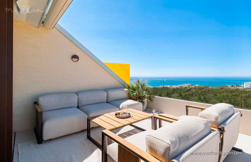 3 sovrum Lägenhet till salu i Fuengirola med pool garage - 1 690 000 € (Ref: 6976199)