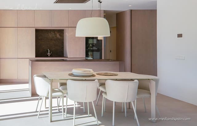 3 quarto Moradia para venda em Las Colinas Golf, Orihuela com piscina - 1 165 000 € (Ref: 6976200)