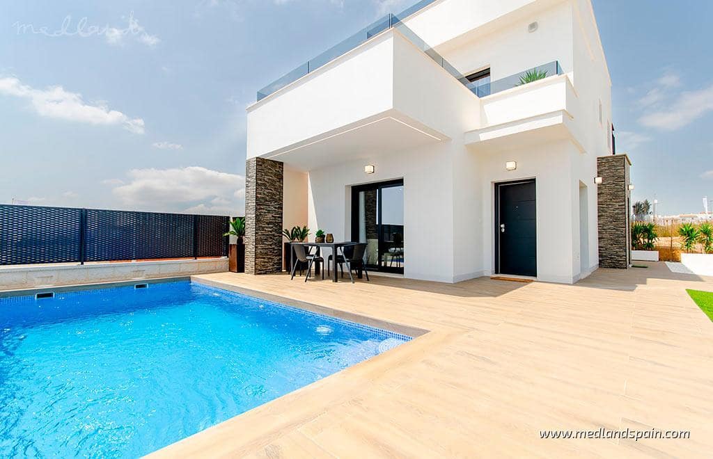 3 soveværelse Villa til salg i San Miguel de Salinas med swimmingpool garage - € 389.000 (Ref: 6983870)