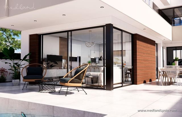 3 soverom Villa til salgs i Pinar de Campoverde, Pilar de la Horadada med svømmebasseng garasje - € 460 000 (Ref: 7049257)