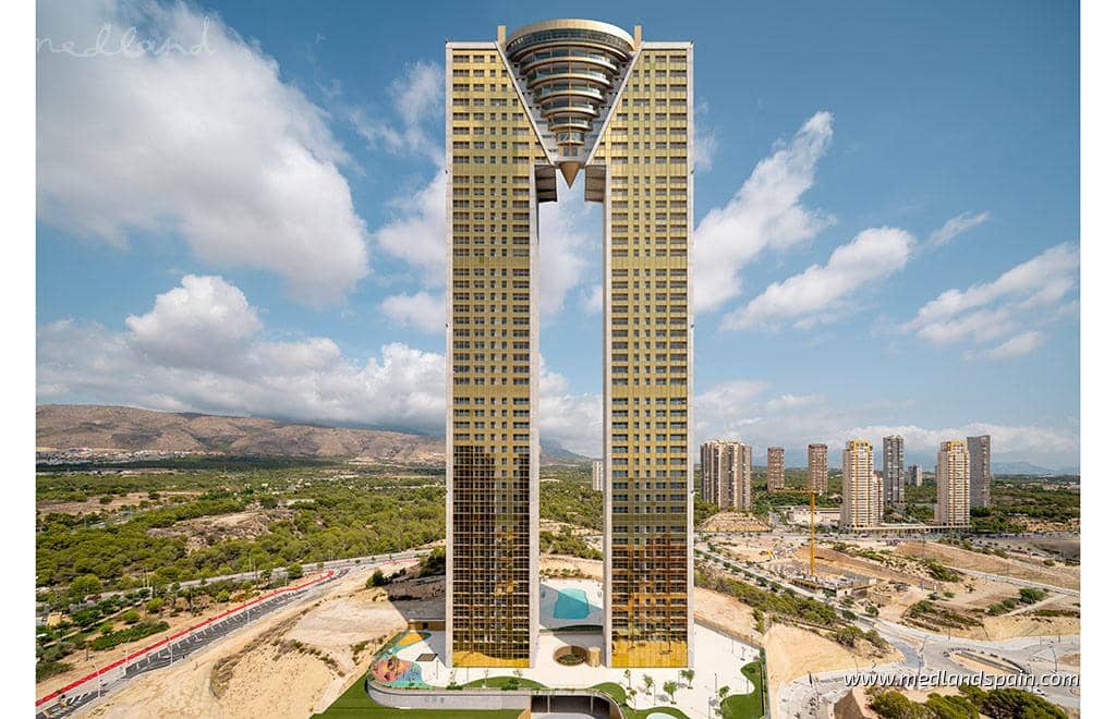 2 makuuhuone Huoneisto myytävänä paikassa Benidorm mukana uima-altaan 
autotalli - 1 170 000 € (Ref: 7117353)