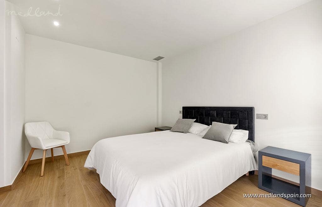 3 makuuhuone Huvila myytävänä paikassa Ciudad Quesada mukana uima-altaan 
autotalli - 649 000 € (Ref: 7167606)