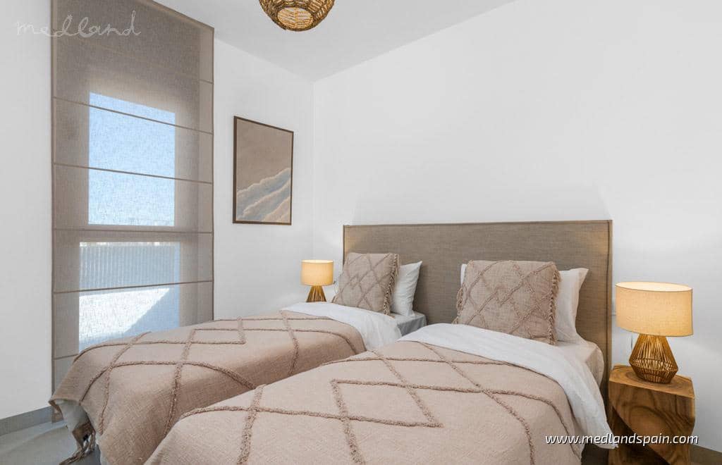 2 soverom Leilighet til salgs i Mar de Cristal med svømmebasseng garasje - € 325 000 (Ref: 7170932)