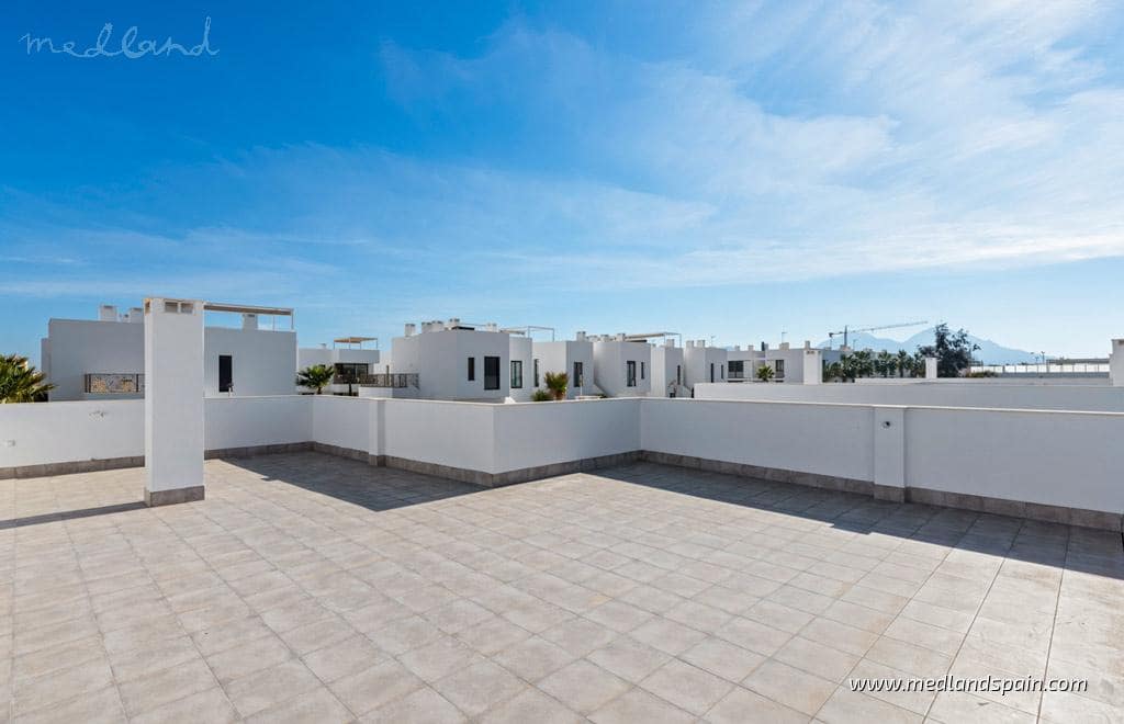 3 soveværelse Villa til salg i Mar de Cristal med swimmingpool garage - € 549.000 (Ref: 7182079)