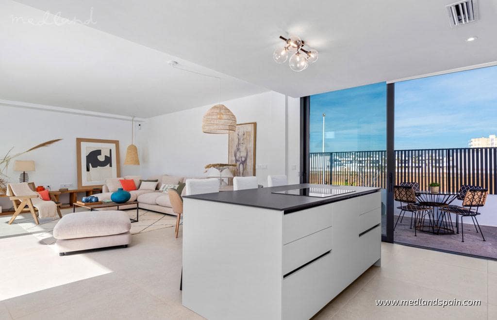 3 soveværelse Villa til salg i Mar de Cristal med swimmingpool garage - € 549.000 (Ref: 7182079)