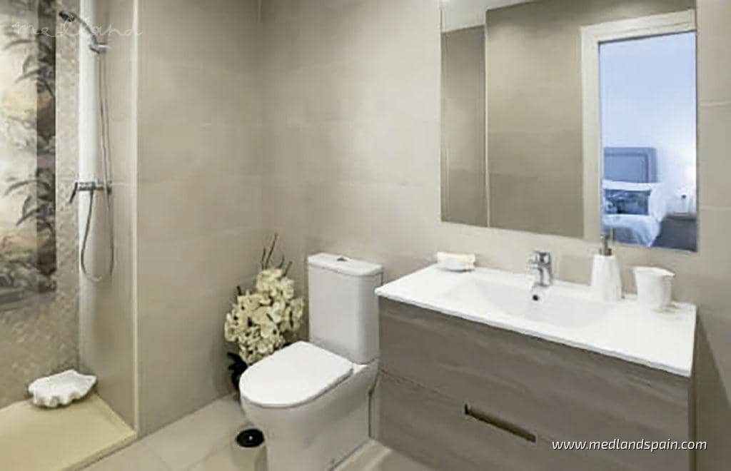 3 sovrum Lägenhet till salu i Nueva Andalucia med pool - 503 000 € (Ref: 7182082)