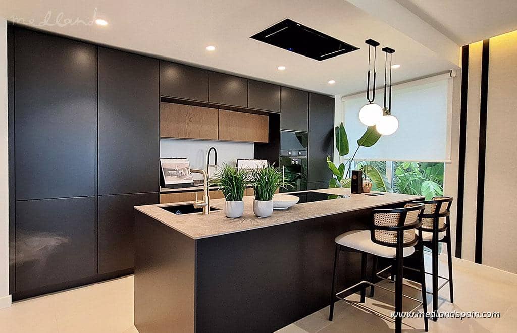 3 soverom Villa til salgs i Mijas Costa med svømmebasseng garasje - € 1 860 000 (Ref: 7205230)