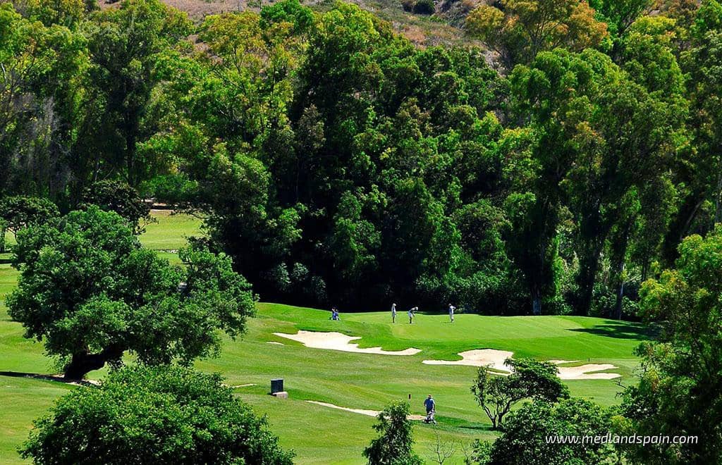 2 bedroom Apartment for sale in Mijas Costa with pool garage - € 364,000 (Ref: 7212091)