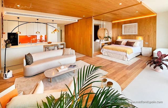 3 soveværelse Lejlighed til salg i El Higuerón, Fuengirola med swimmingpool garage - € 1.950.000 (Ref: 7286518)