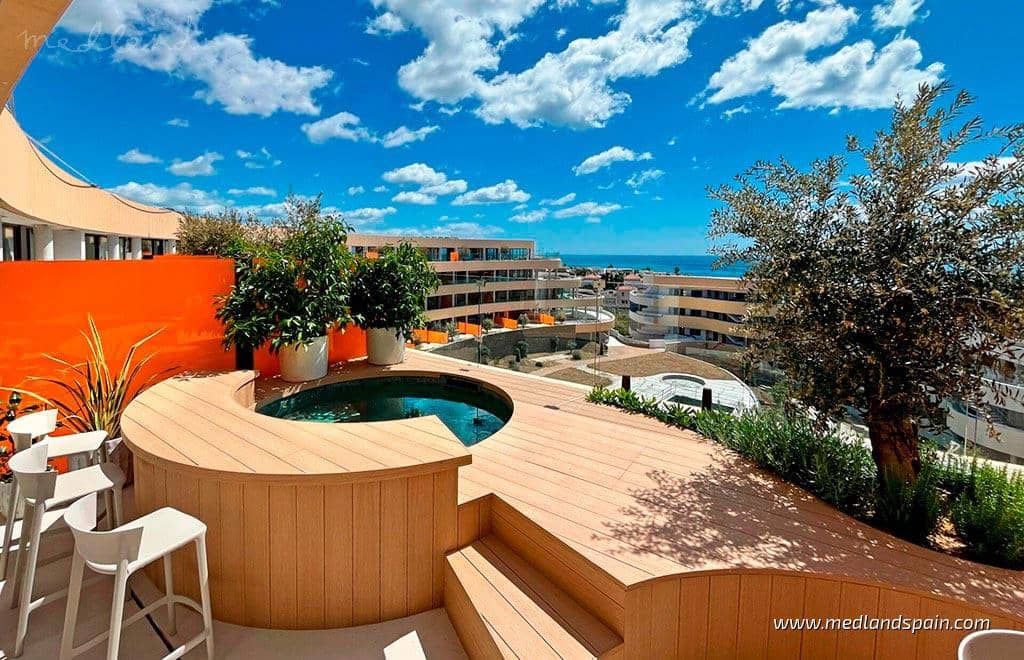3 soveværelse Lejlighed til salg i Fuengirola med swimmingpool garage - € 1.950.000 (Ref: 7286518)