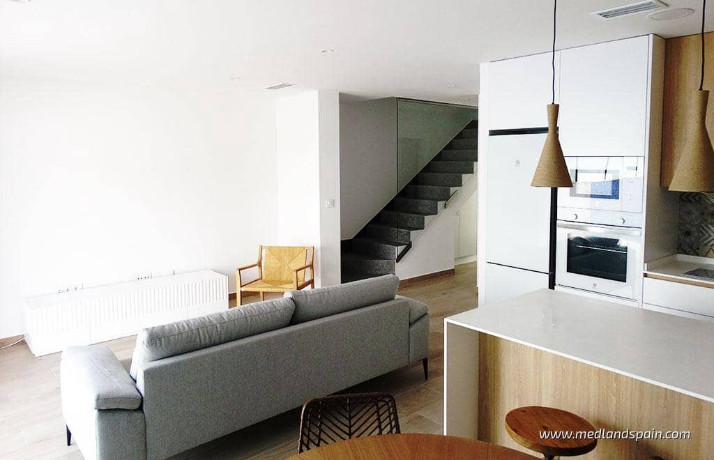 3 makuuhuone Huvila myytävänä paikassa Pilar de la Horadada mukana uima-altaan 
autotalli - 379 900 € (Ref: 7318531)