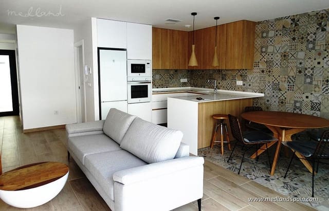 3 makuuhuone Huvila myytävänä paikassa Pilar de la Horadada ciudad, Pilar de la Horadada mukana uima-altaan 
autotalli - 379 900 € (Ref: 7318531)